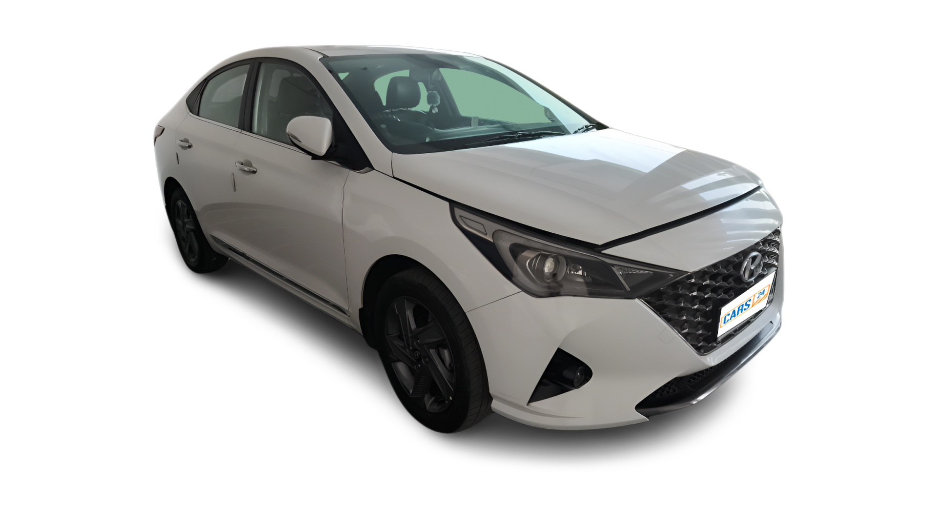 Hyundai Verna-img